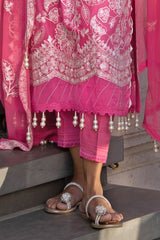 UAE -3 Piece Unstitched Embroidered Lawn Suit with Embroidered Chiffon Dupatta FE-52123