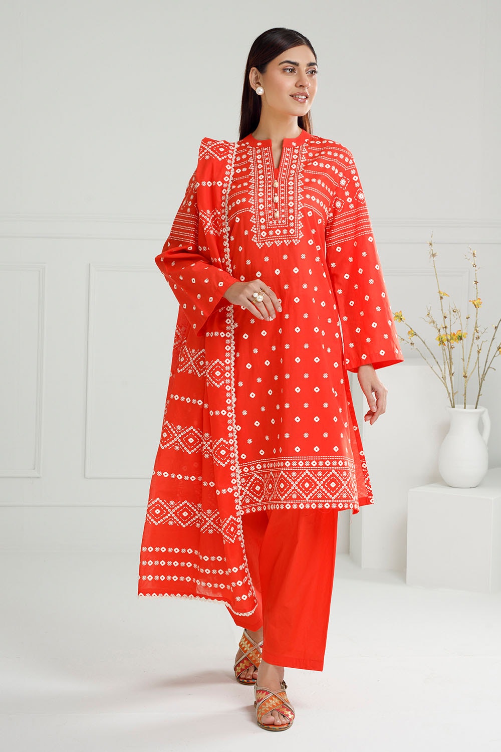 UAE -3 Piece Unstitched Lacquer Printed Lawn Suit CL-52172 B