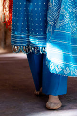 UAE -3 Piece Unstitched Lacquer Printed Lawn Suit CL-52176 B
