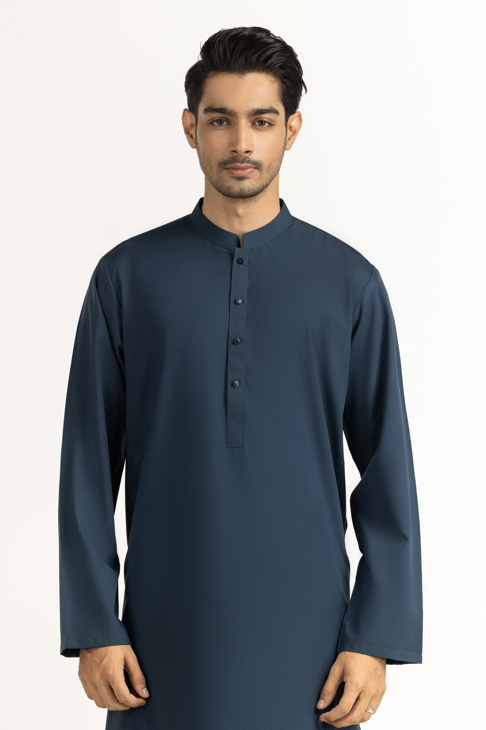 UAE-Regular Fit Basic Suits