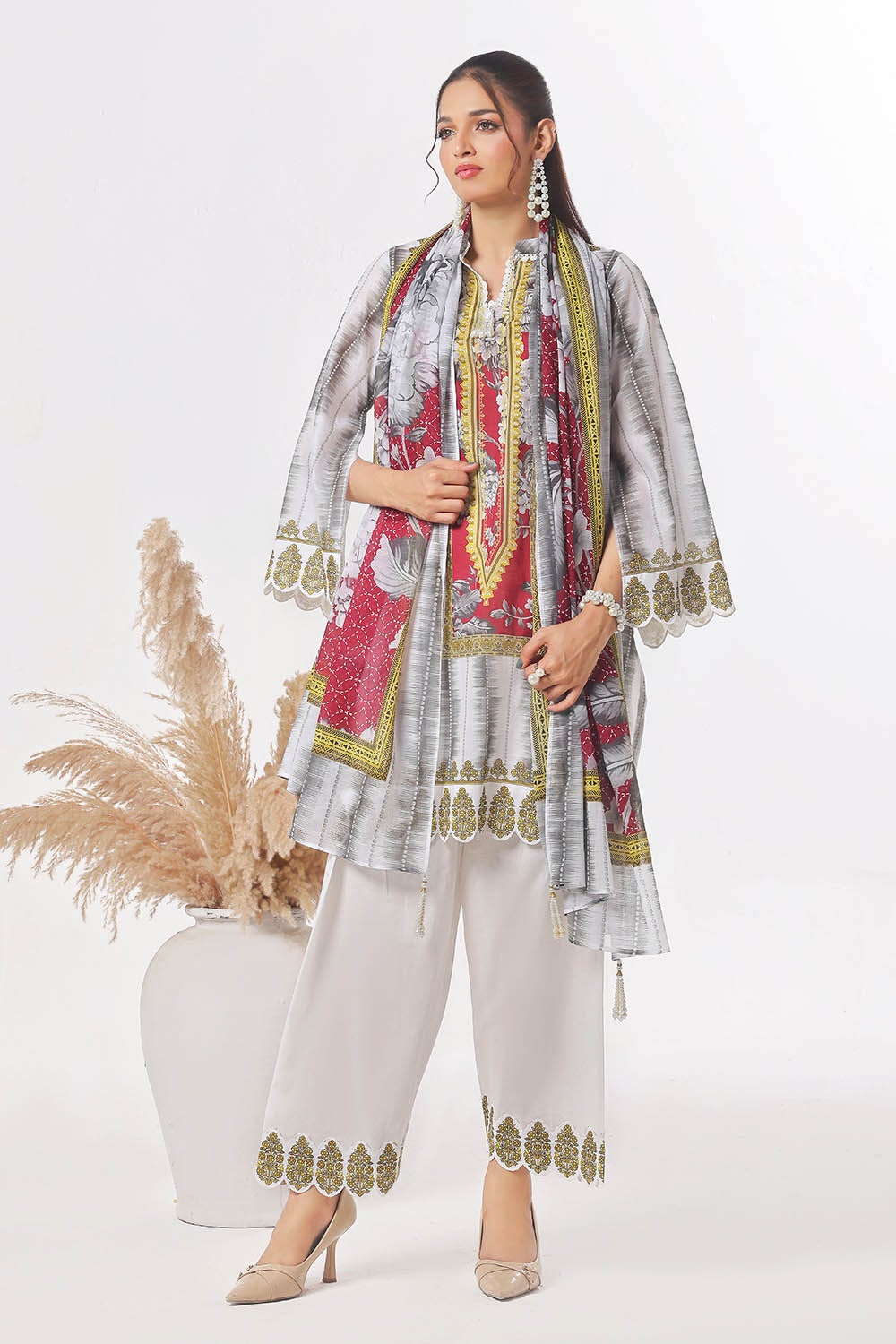 UAE-3 Piece Unstitched Printed Lawn Suit CLP-52097
