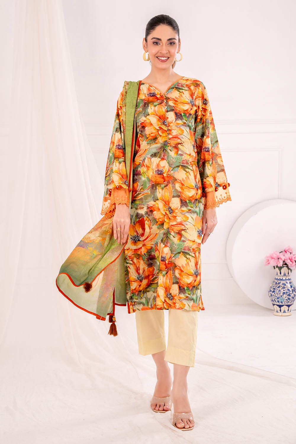 UAE -3 Piece Unstitched Printed Lawn Suit SD-52149