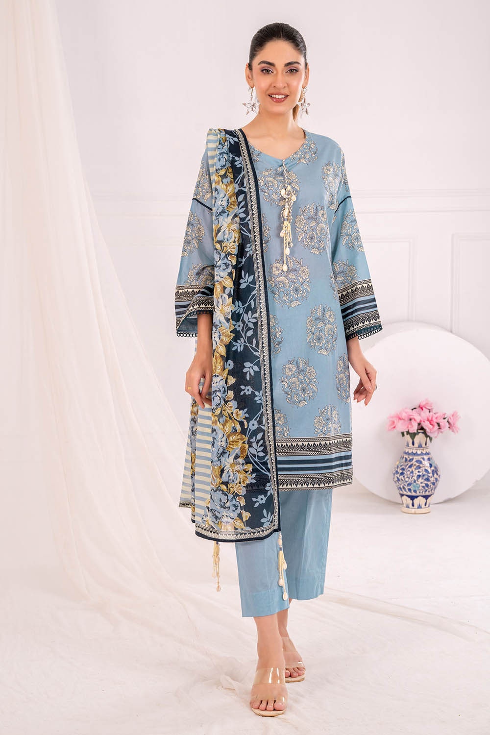 UAE -3 Piece Unstitched Printed Lawn Suit SD-52150
