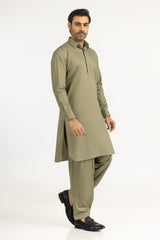 UAE-Styling Suits