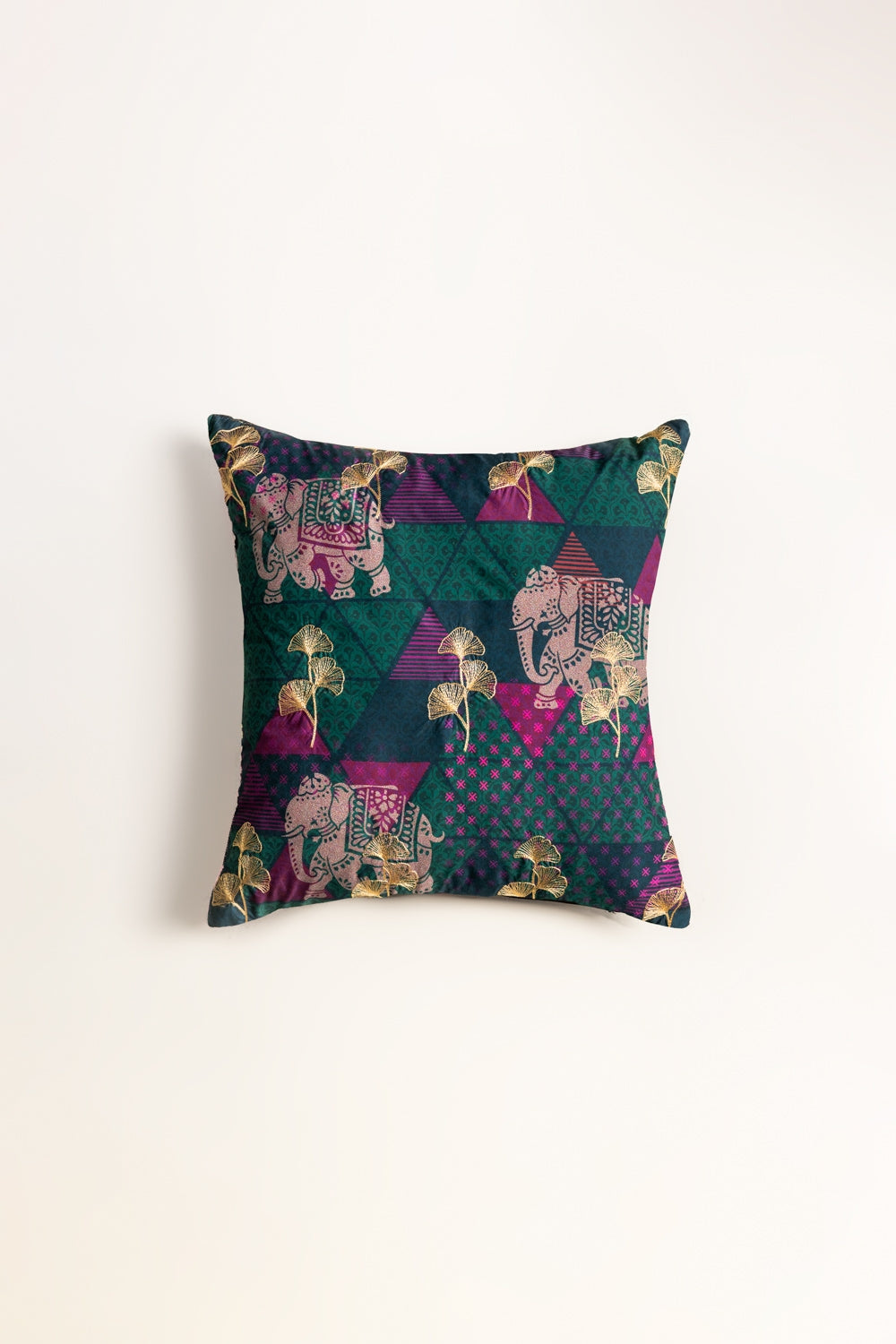 UAE-SS25-DEC-003  Cushion Cover