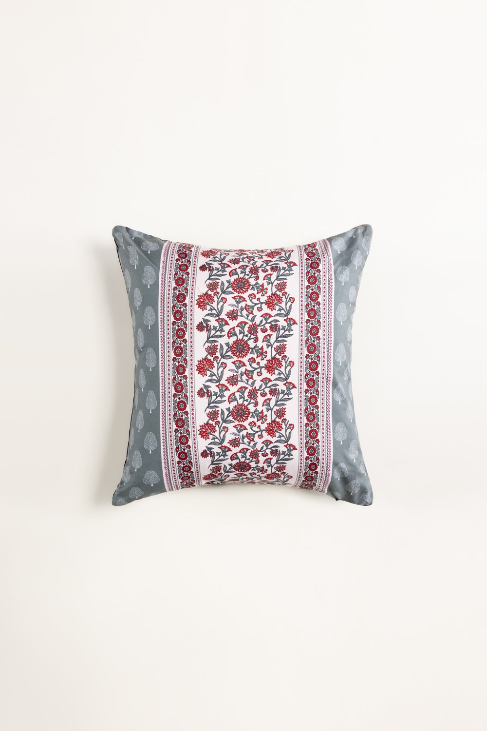 UAE-SS25-DGC -019 Digital Printed Cushion Cover