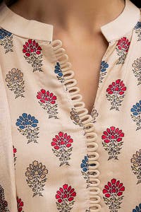 UAE -3 Piece Unstitched Printed Linen Suit with Embroidered Printed Pashmina Dupatta AP-42049