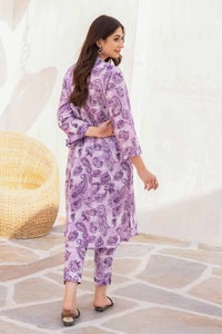 UAE -2PC Lawn Printed Unstitched Suit TL-32065