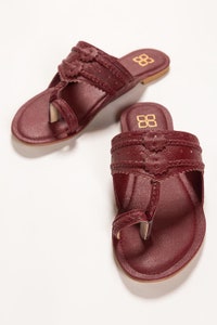 UAE -Maroon Kolhapuri IDFT-SS22-25
