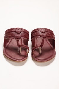 UAE -Maroon Kolhapuri IDFT-SS22-25