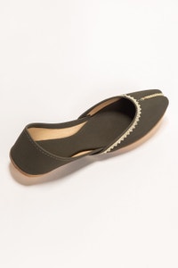 UAE -Women Dark Green Plain Khussa IDFT-SS22-31