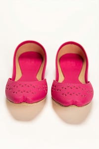 UAE -Pink Plain Khussa IDFT-SS22-29