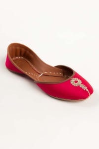 UAE -Women Pink Hand Made Khussa IDFT-AW22-09