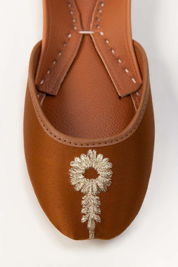 UAE -Brown Hand Made Khussa IDFT-AW22-10