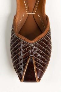 UAE -Brown Khussa IDFT-AW22-52
