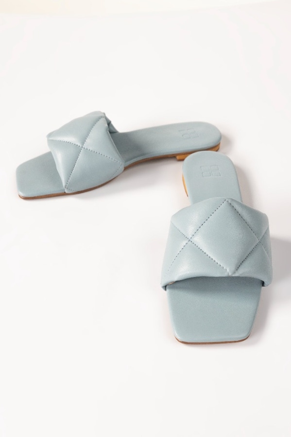 UAE -Blue Slipper IWW-SLP24-013