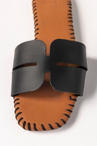 UAE -Tan Slipper IWW-SLP24-027