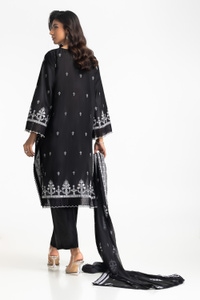 UAE-3PC Lawn Embroidered Suit IUSTKSD-575