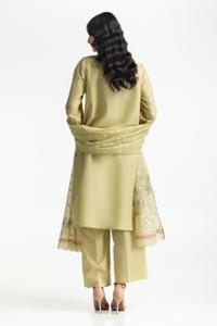UAE-3PC Lawn Embroidered Suit IUSTKSD-605