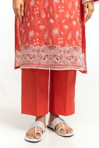 UAE-3PC Lawn Embroidered Suit IUSTKSD-388