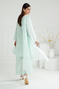 UAE-3PC Lawn Embroidered Suit IUSTKSD-571