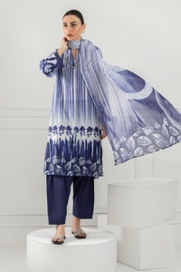 UAE-3PC Lawn Lacquer Printed Suit IUSTKSD-505