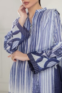 UAE-3PC Lawn Lacquer Printed Suit IUSTKSD-505
