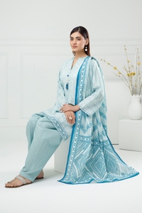 UAE-3PC Lawn Lacquer Printed Suit IUSTKSD-511
