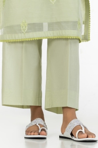 UAE-3PC Paper Cotton Embroidered Suit IUSTKSD-560