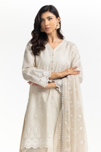 UAE-3PC Lawn Schiffli Embroidered Suit IUSTKSD-552