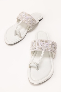 UAE-Women White Kolhapuri IFS-KLP25-002