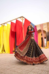 UAE -3PC Chunri Lawn Unstitched Gold Printed Lehenga LG-32002