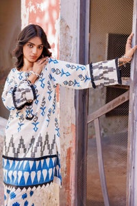 UAE -2PC Unstitched Jacquard Printed Suit with Lawn Trouser JT-42010