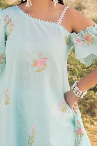 UAE -3 Piece Unstithed Embroidered Lawn Suit with Embroidered Denting Lawn Dupatta DN-52024