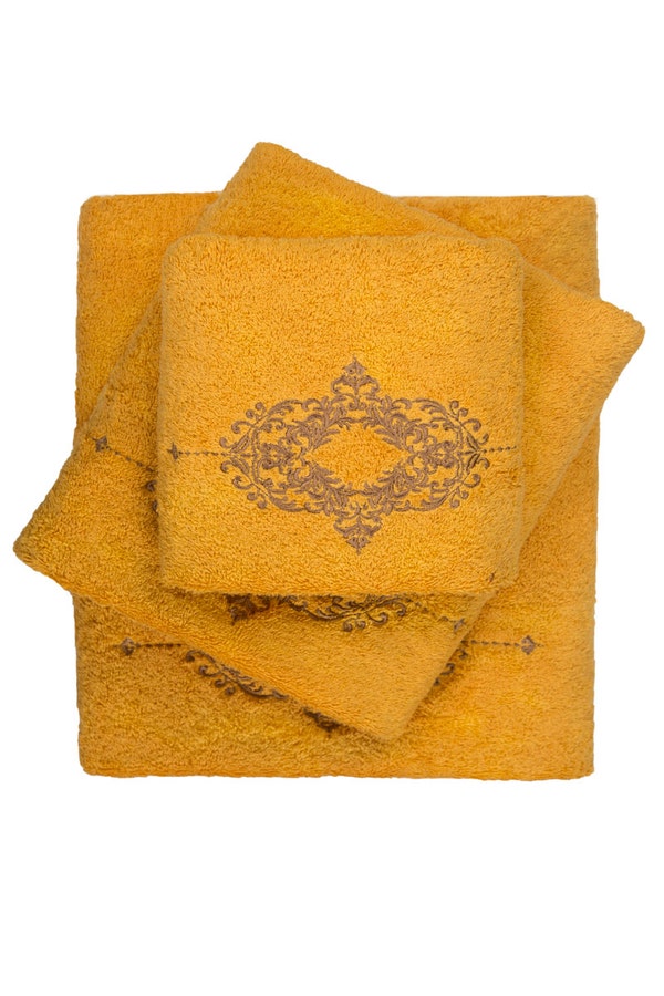 UAE -Artisan Gold 3 PC Combed Embroidered Towel Set