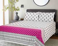 UAE -AW22-028 Bed Sheet Set