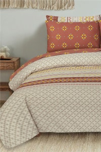 UAE -AW22-BDS-015 Complete Bed Set