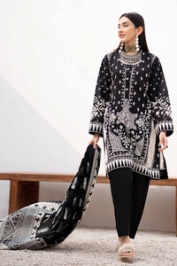 UAE -3PC Printed Lawn Unstitched Suit B-42013