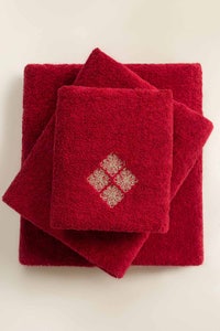 UAE -3PC Barberry Combed Embroidered Towel Set Towel