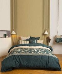 UAE -Basil Rose T-150 Quilt Cover Set