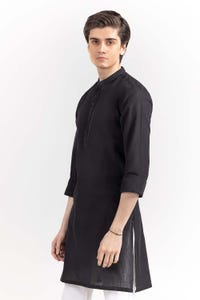 UAE -Black Basic Kurta KR-PLN22-082