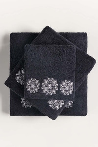 UAE -AW23-Black 3Pc Embroidered Towel Set
