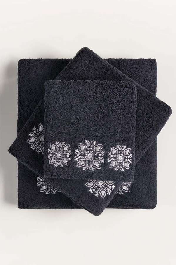 UAE -AW23-Black 3Pc Embroidered Towel Set