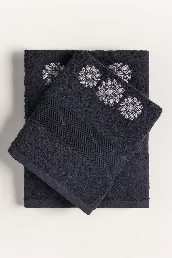 UAE -Black Combed Dyed Embroidered Towel 23W