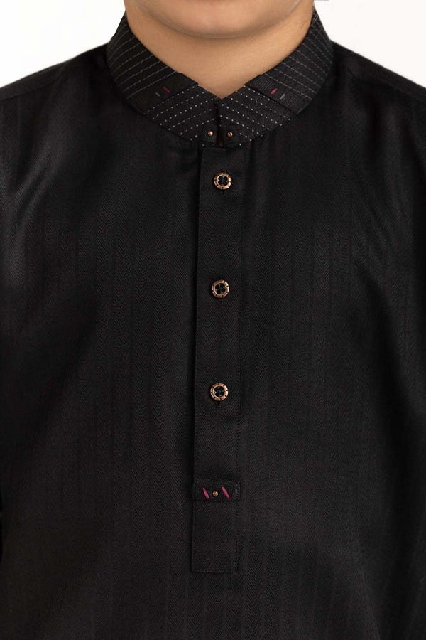 UAE -Black Embroidered Kurta KR-KEMB22-022