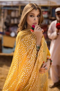 UAE -3PC Embroidered Printed Lawn Unstitched Suit with Gold Lacquer Printed Chiffon Dupatta BM-42007