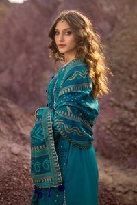 UAE -3PC Embroidered Printed Lawn Unstitched Suit with Gold Lacquer Printed Chiffon Dupatta BM-42009