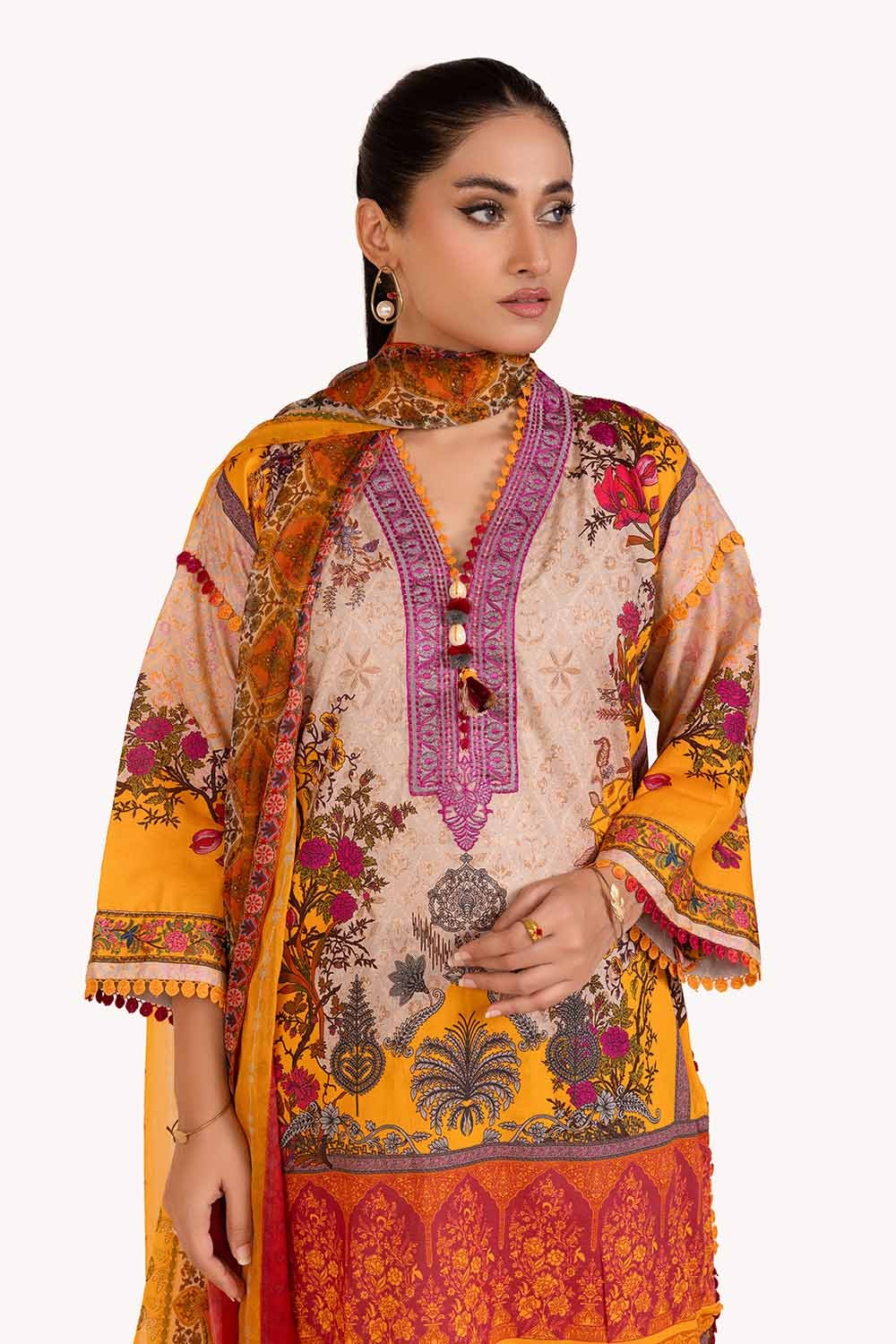 UAE -3 Piece Unstitched Embroidered Printed Cambric Suit with Chiffon Dupatta BM-42020