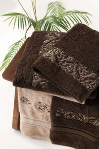 UAE -Brown 3 Pc Combed Embroidered Towel Set