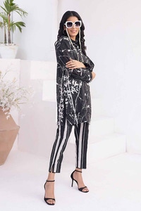 UAE -2PC Printed Unstitched Lawn Suit BT-42001